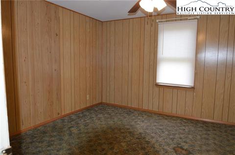 125 Sidden Ln, Sparta, NC 28675 photo 8