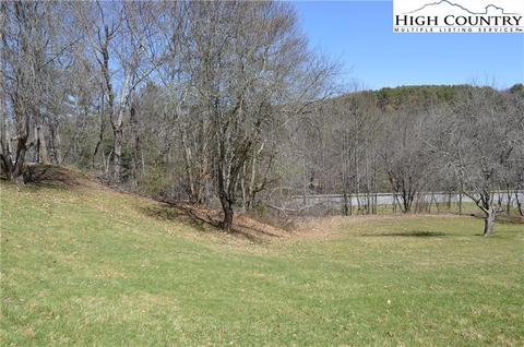 125 Sidden Ln, Sparta, NC 28675 photo 3