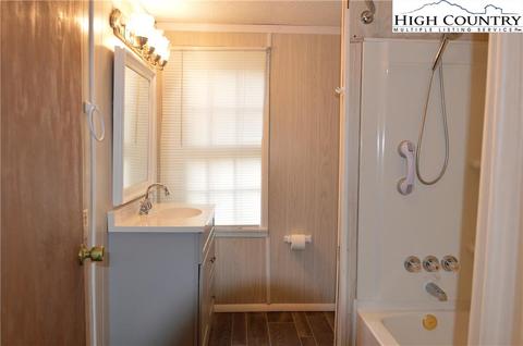 125 Sidden Ln, Sparta, NC 28675 photo 13