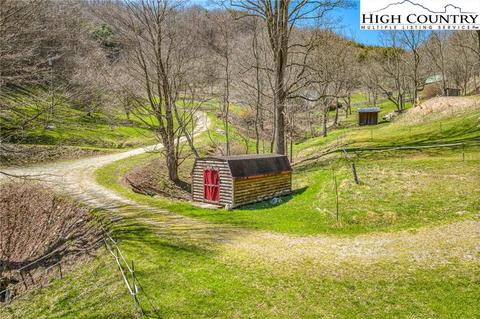 2139 Georges Gap Rd, Vilas, NC 28692 photo 36