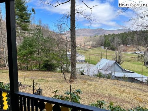 164 Smith Rd, Deep Gap, NC 28618 photo 1