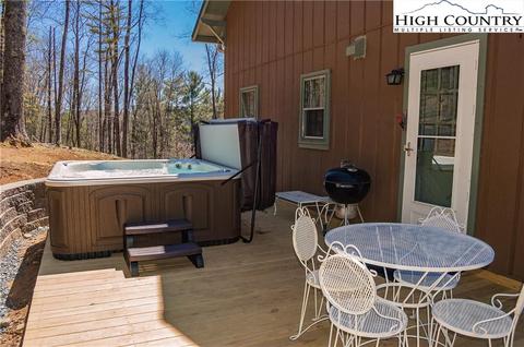 1801 Panorama Dr, Todd, NC 28684 photo 2