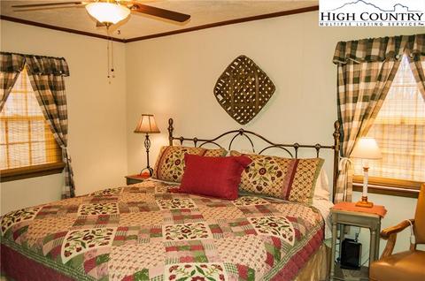 1801 Panorama Dr, Todd, NC 28684 photo 13