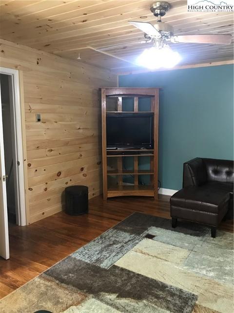 225 225-a Cherrybrook Ln, Boone, NC 28607 photo 6