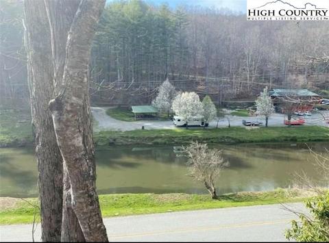 513 Betsy Cir, Todd, NC 28684 photo 14