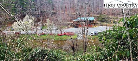 513 Betsy Cir, Todd, NC 28684 photo 8