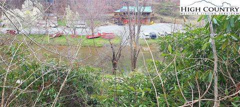 513 Betsy Cir, Todd, NC 28684 photo 1