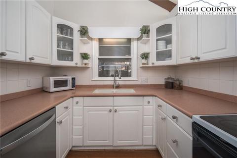 485 Chestnut, Boone, NC 28607 photo 11