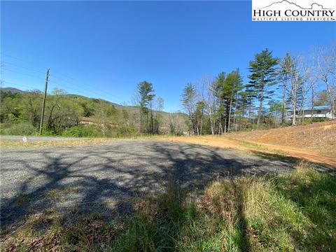 111 Carters Ridge Rd, Spruce Pine, NC 28777 photo 4