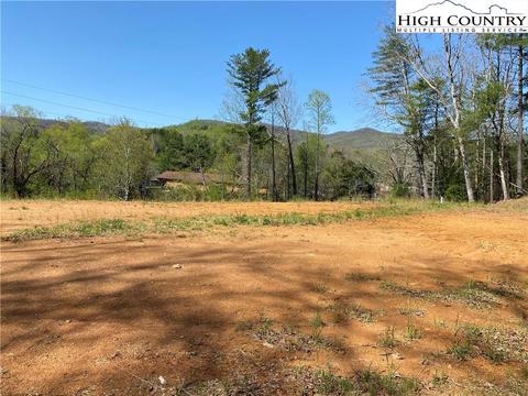 111 Carters Ridge Rd, Spruce Pine, NC 28777 photo 1