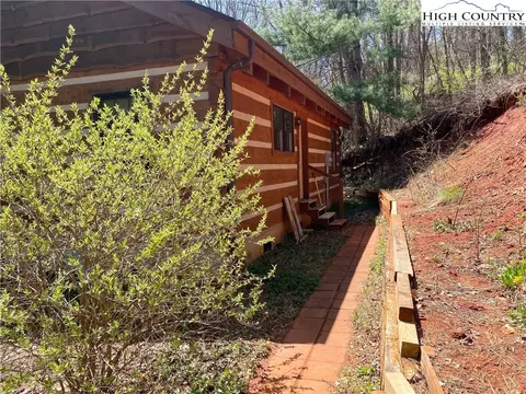 338 Mitchell Mountain Rd, Sparta, NC 28675 photo 20