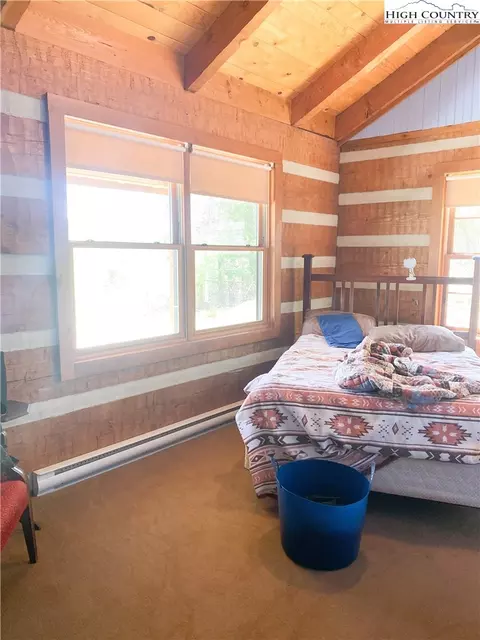 338 Mitchell Mountain Rd, Sparta, NC 28675 photo 8