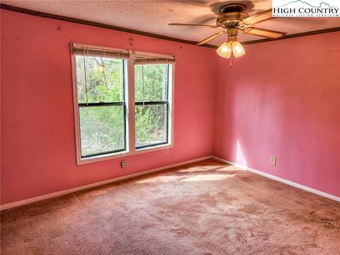1086 Old Hampton Rd, Boone, NC 28607 photo 13