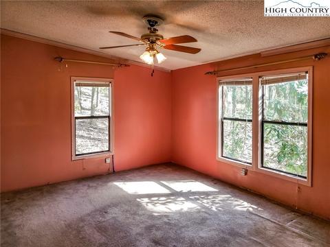 1086 Old Hampton Rd, Boone, NC 28607 photo 16