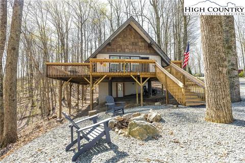 902 Pine Ridge Rd, Beech Mountain, NC 28604 photo 1