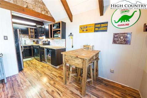 902 Pine Ridge Rd, Beech Mountain, NC 28604 photo 8