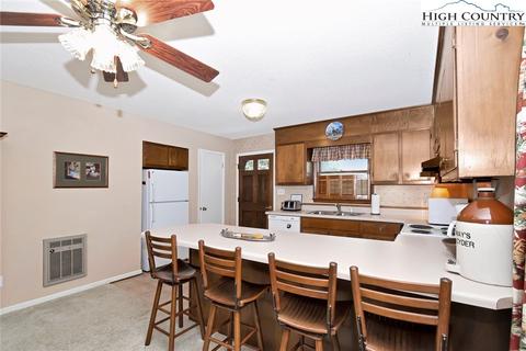 520 High Peak Dr, Boone, NC 28607 photo 9