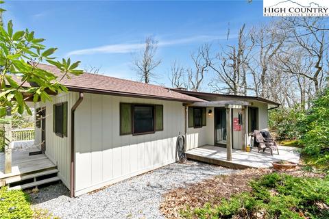 520 High Peak Dr, Boone, NC 28607 photo 2