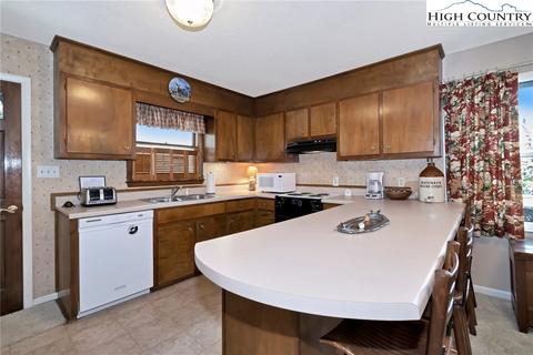 520 High Peak Dr, Boone, NC 28607 photo 7