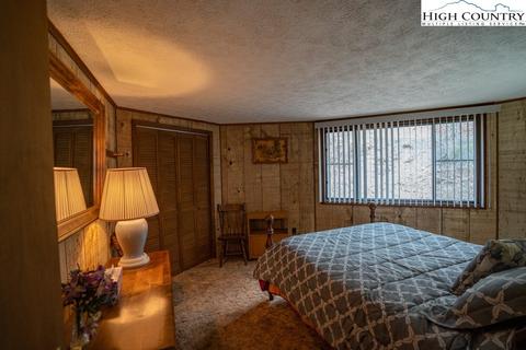 124 Columbine Ln, Beech Mountain, NC 28604 photo 10