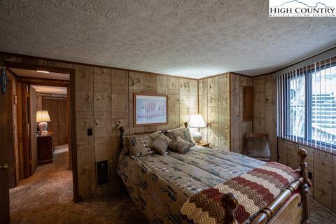 124 Columbine Ln, Beech Mountain, NC 28604 photo 7
