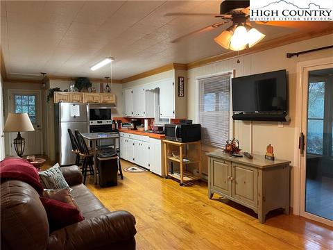 1471 Bamboo Rd, Boone, NC 28607 photo 5