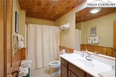 400 Wetherley, Boone, NC 28607 photo 28