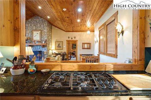 400 Wetherley, Boone, NC 28607 photo 10