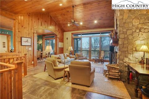 400 Wetherley, Boone, NC 28607 photo 3