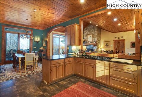 400 Wetherley, Boone, NC 28607 photo 9
