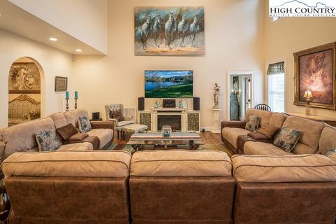 356 Upper Reach Dr, Vilas, NC 28692 photo 5