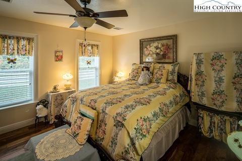 356 Upper Reach Dr, Vilas, NC 28692 photo 22