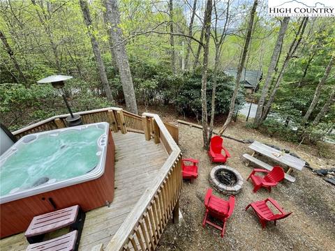 101 Balsam Ln, Beech Mountain, NC 28604 photo 10