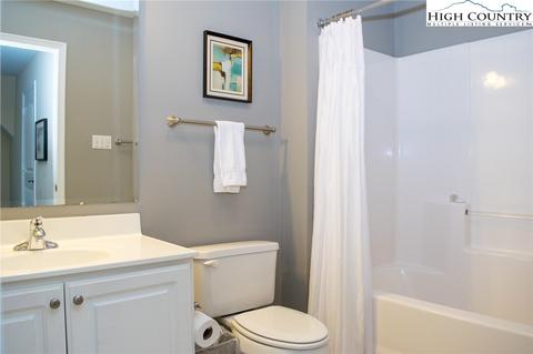 101 Balsam Ln, Beech Mountain, NC 28604 photo 36