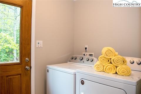 101 Balsam Ln, Beech Mountain, NC 28604 photo 42