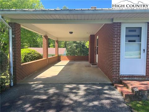 466 Tedder Rd, Sparta, NC 28675 photo 2