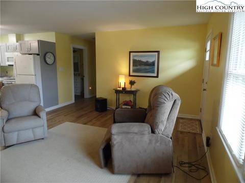 261 Duncan St, Sparta, NC 28675 photo 10
