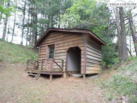 261 Duncan St, Sparta, NC 28675 photo 25