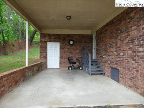 261 Duncan St, Sparta, NC 28675 photo 27