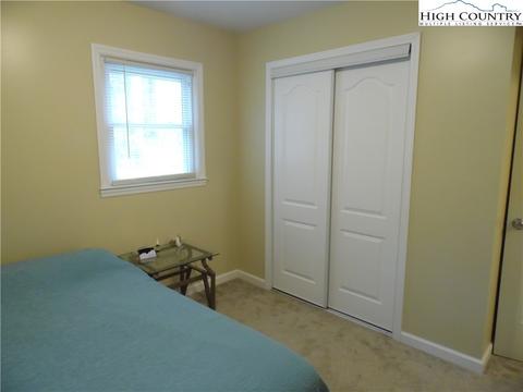 261 Duncan St, Sparta, NC 28675 photo 17