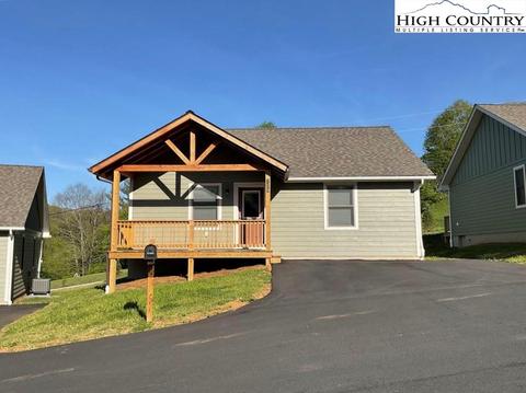 129 Pinebrook Ct, Boone, NC 28607 photo 3