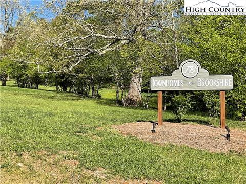 129 Pinebrook Ct, Boone, NC 28607 photo 2