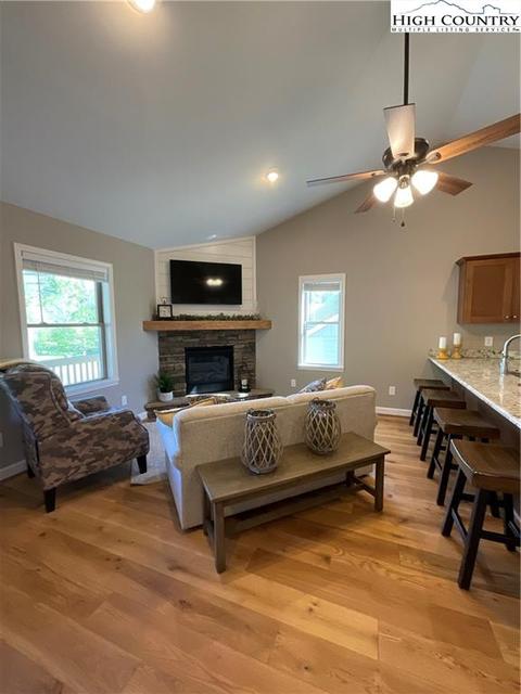 129 Pinebrook Ct, Boone, NC 28607 photo 7