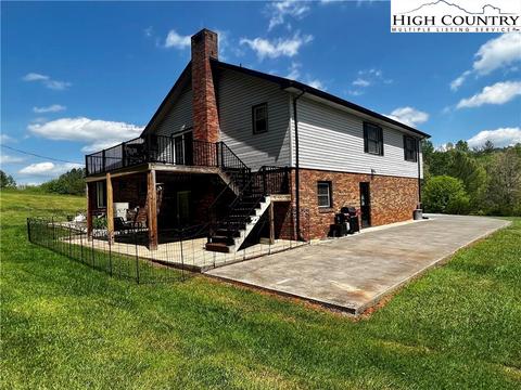 702 Huffman River Ln, Purlear, NC 28665 photo 11