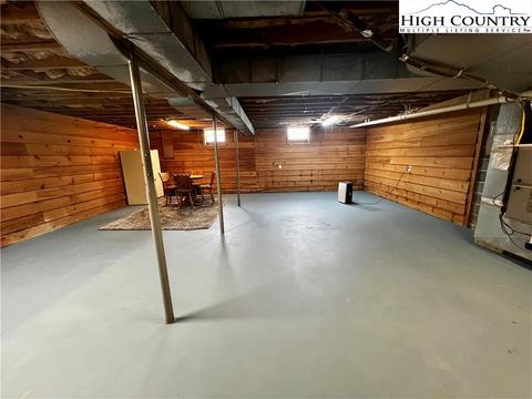 702 Huffman River Ln, Purlear, NC 28665 photo 34