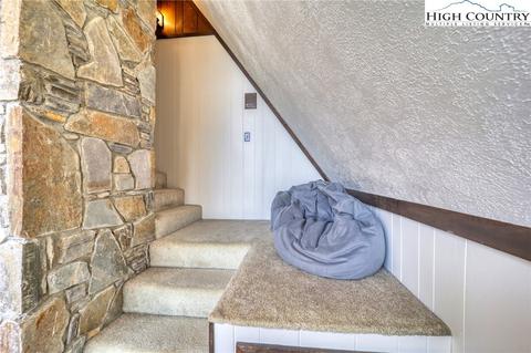 125 Buckeye Ln, Seven Devils, NC 28604 photo 42