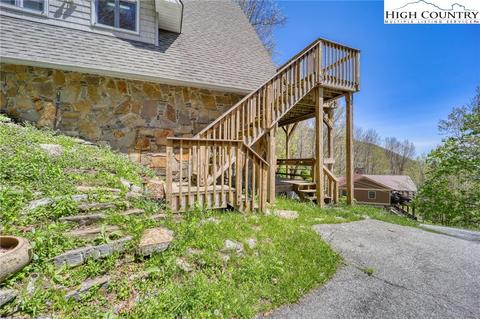 125 Buckeye Ln, Seven Devils, NC 28604 photo 5