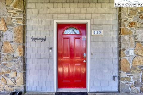 125 Buckeye Ln, Seven Devils, NC 28604 photo 7
