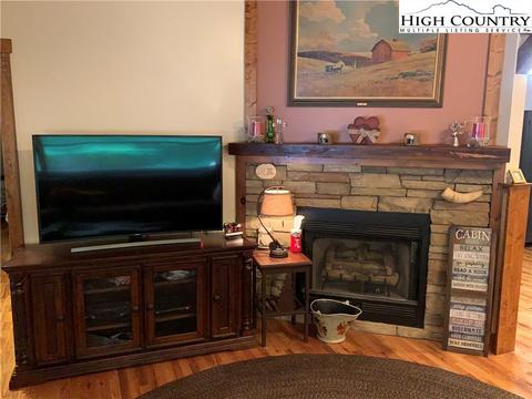 134 Birch Ln, Deep Gap, NC 28618 photo 12