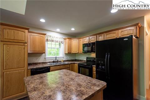 281 Hillside Oaks Dr, Jefferson, NC 28640 photo 7
